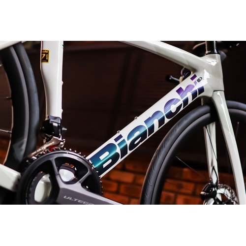 Bianchiの名作「OLTRE XR3