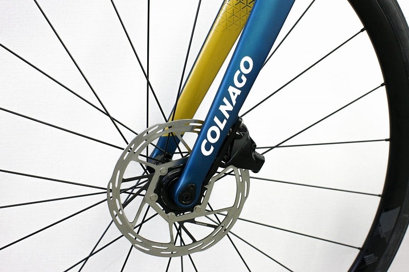 COLNAGO V3 DISC 105 Di2　ディスクブレーキ